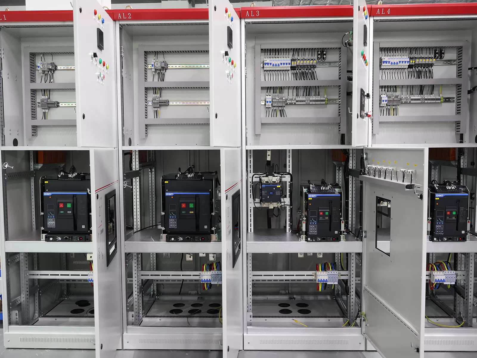 Gas-insulated switchgear-1